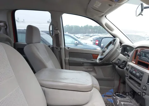 2006 Dodge Ram 1500 Slt/Trx4 Off Road/Sport z USA, uszkodzony, nr VIN 1D7HU18N56J132404